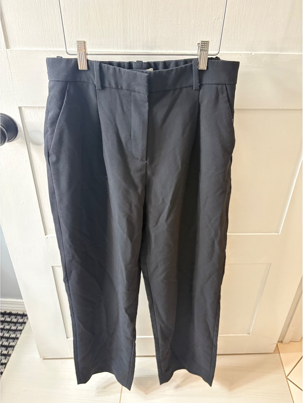 Abercrombie and Fitch black ankle pants